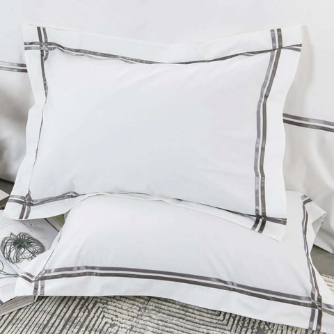 Parure de lit Karaca Home White Collection Valse avec housse de couette en percale à bandes en satin, gris