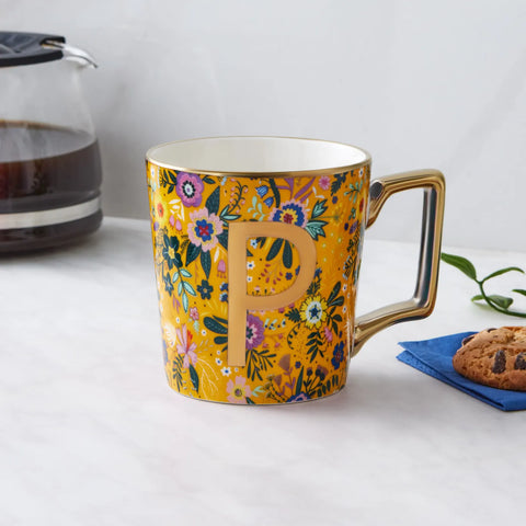 Mug Karaca Fleur avec lettre P, 350 ml