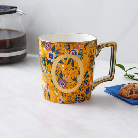 Mug Karaca Fleur avec lettre O, 350 ml